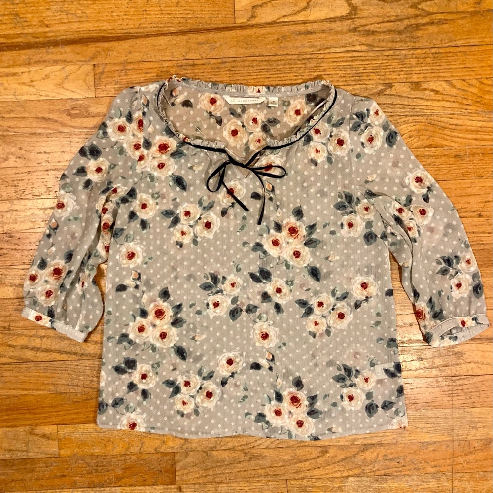 Lauren Conrad Floral Semi Sheer 3/4 Sleeve Blouse